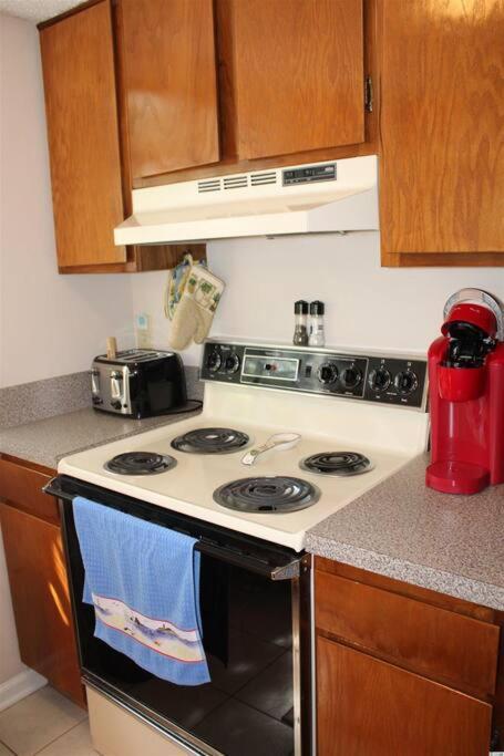 2BR SHORE DR AREA: QUEEN: POOL: Grill: Beach: Ocean Annie's: M28 Myrtle Beach Exterior foto
